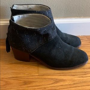 Women’s Tom’s Lacy black booties size 10